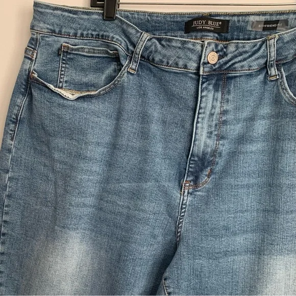 Judy Blue Boyfriend Fit High Waist Light Wash Jeans Size 24W - Picture 8 of 14